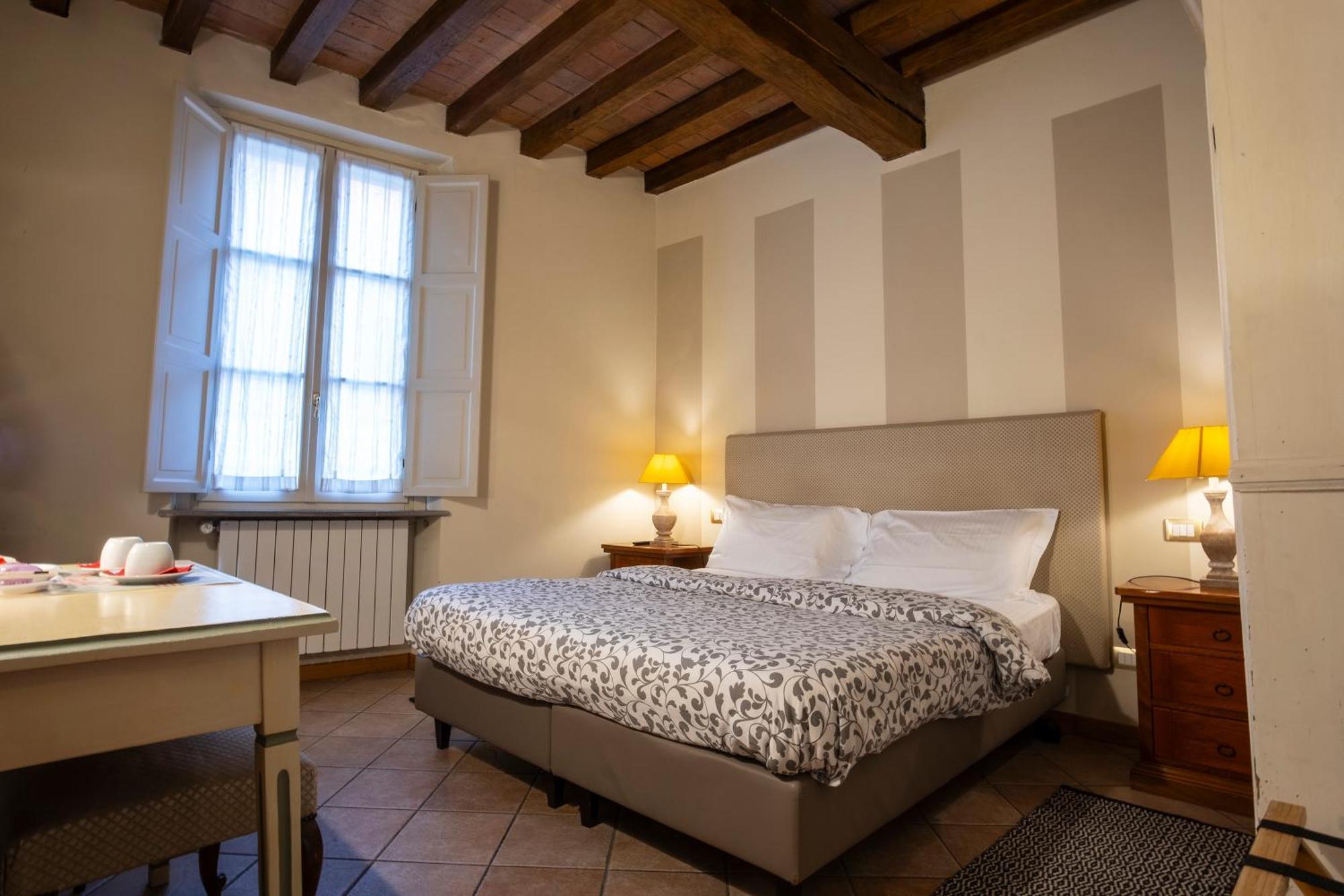 Il Cortiletto Hotel Piacenza Kültér fotó