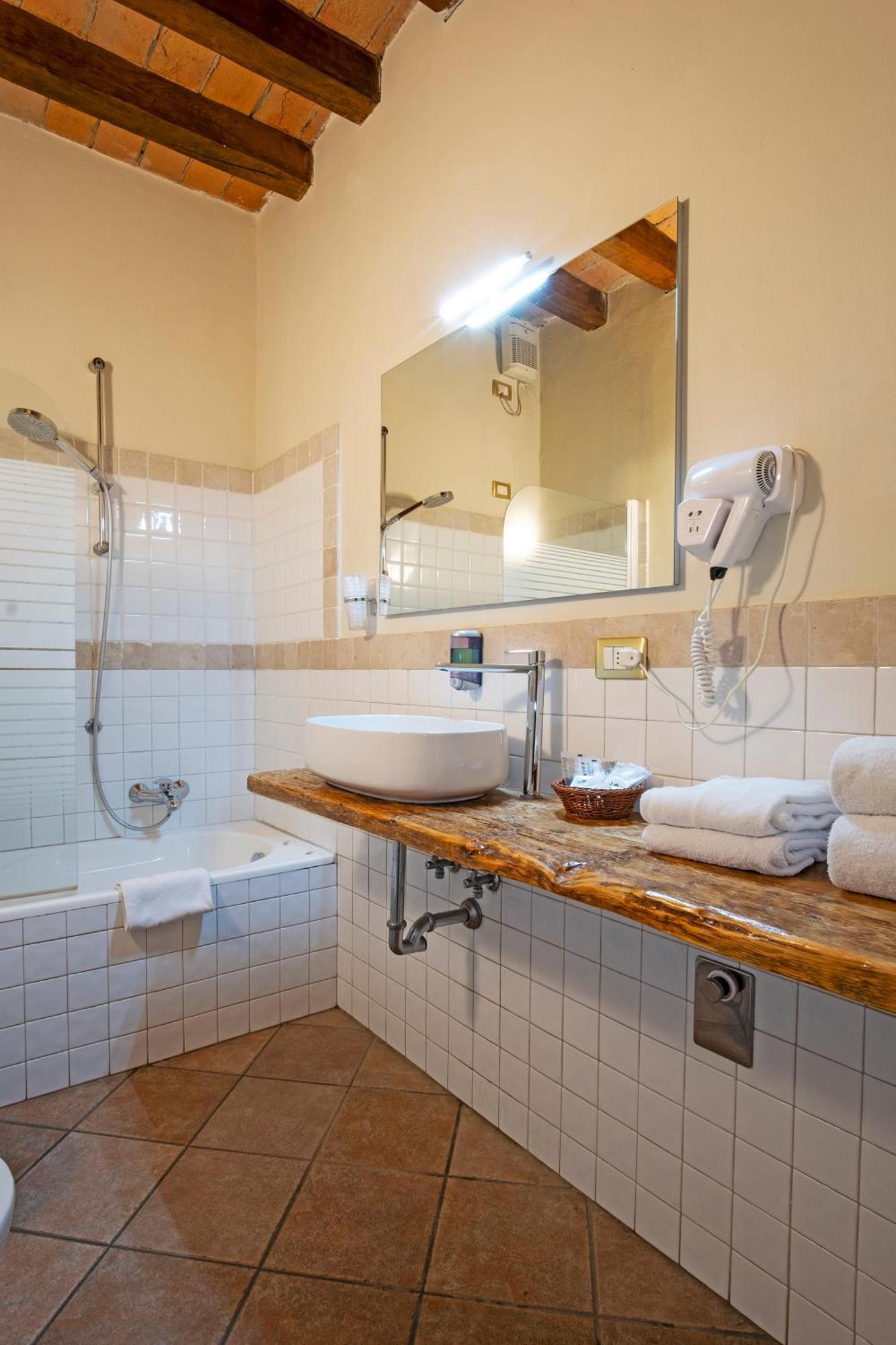 Il Cortiletto Hotel Piacenza Kültér fotó