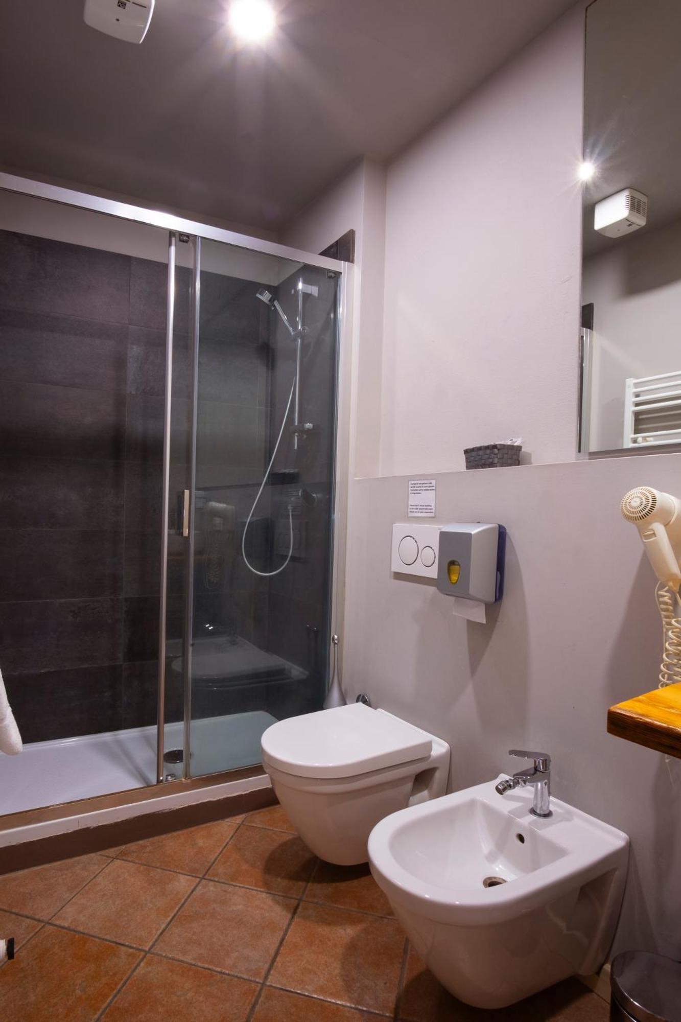 Il Cortiletto Hotel Piacenza Kültér fotó